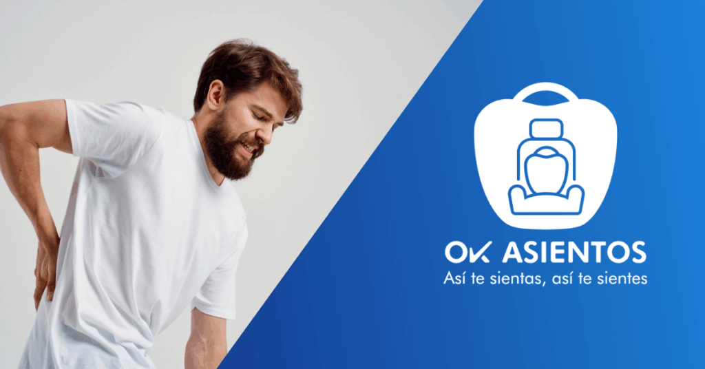 Hombre con dolor de espalda baja junto al logo de Ok Asientos, simbolizando la búsqueda de comodidad.